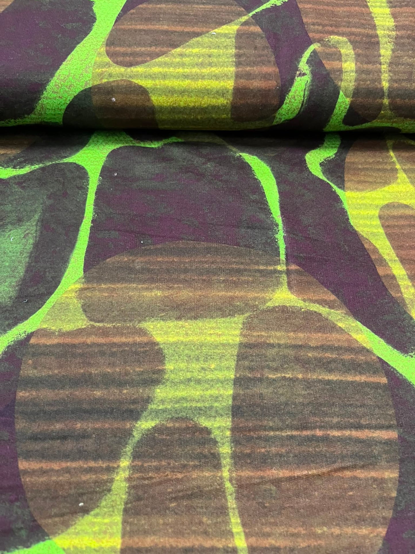 Punto Psicodelia Verde y Morado