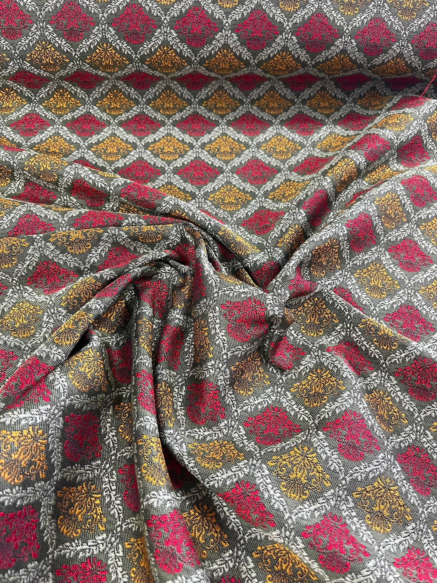 Jacquard Multicolor