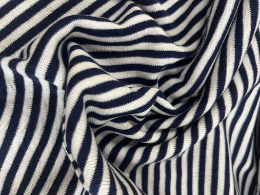 Punto tubular rayas azul marino y blanco - detalle caída