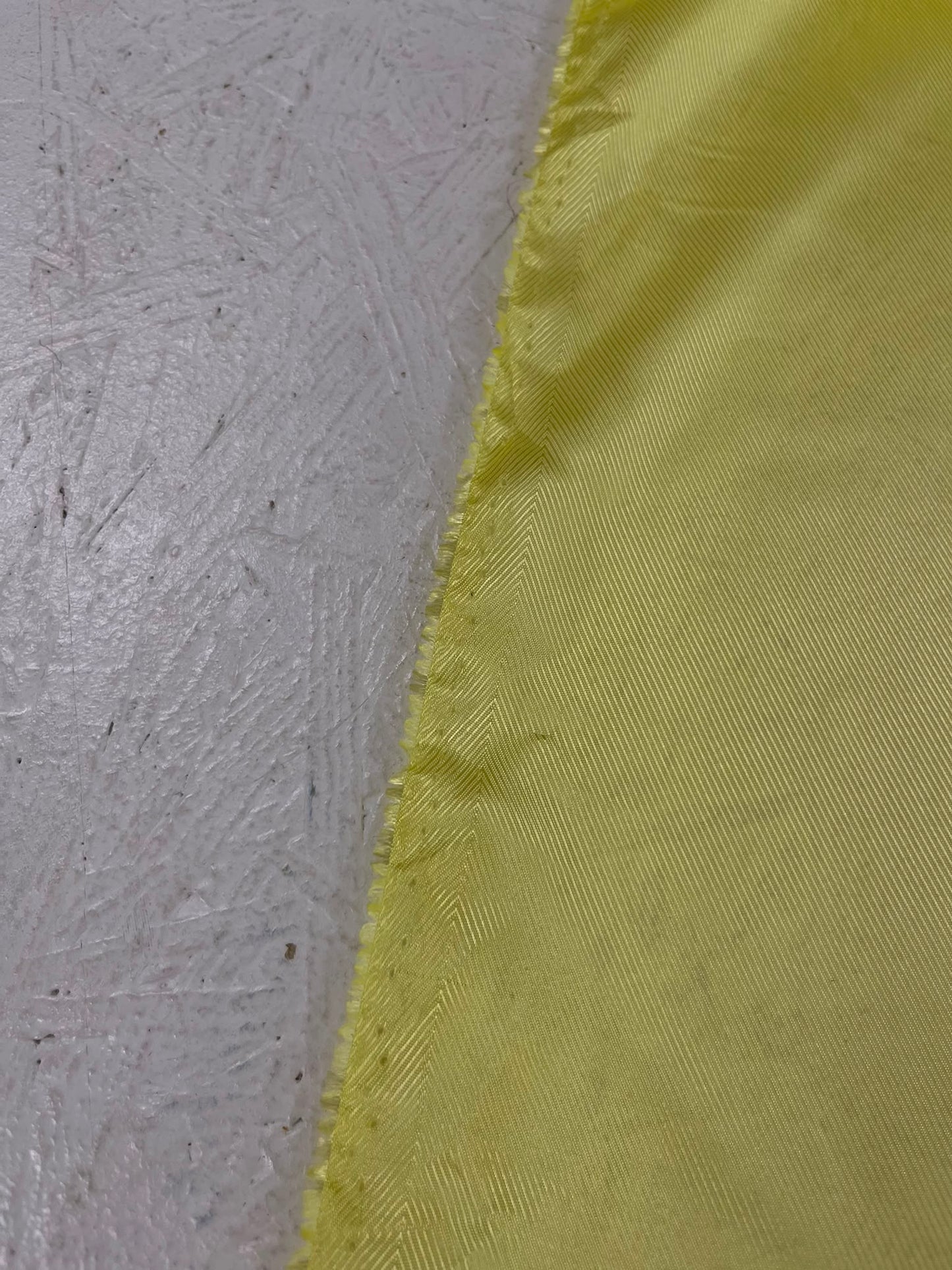 Forro amarillo acetato - orillo