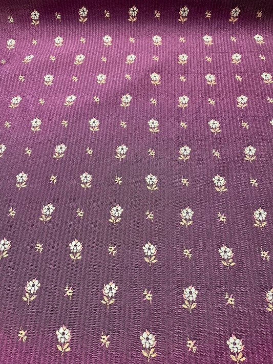 Jacquard Morado Flor - detalle flores bordadas