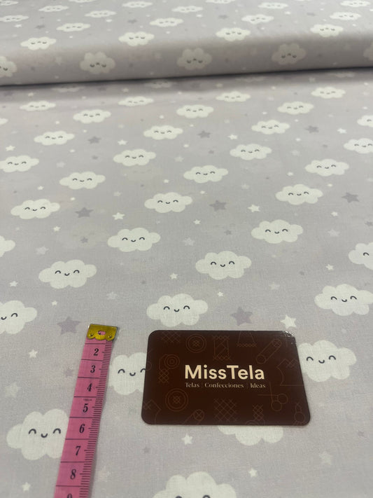 Tela Infantil Nubes Lila