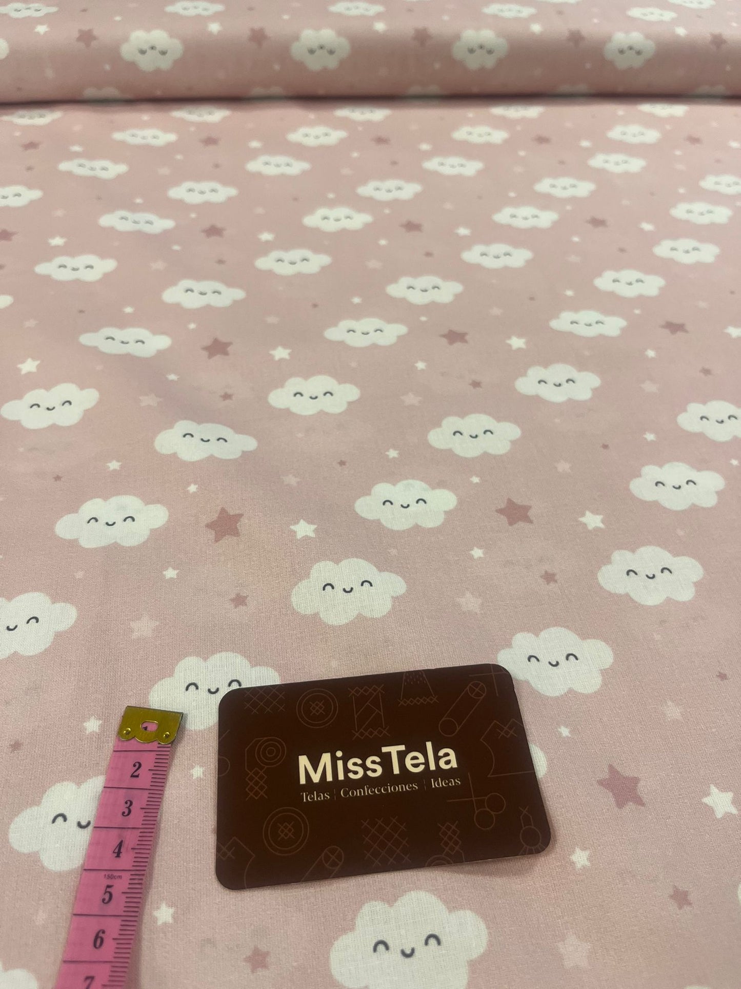 Tela Infantil Nubes Rosa