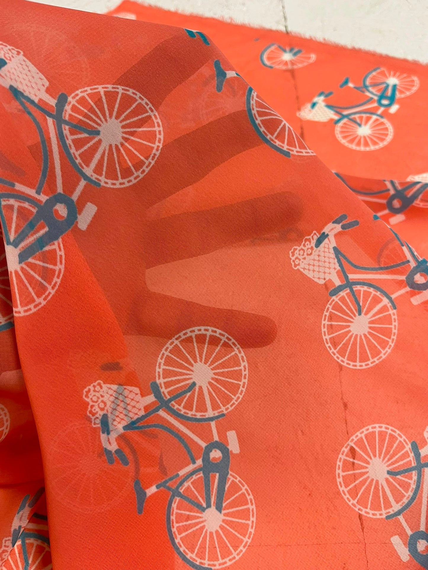 Gasa Estampado Bicicletas coral