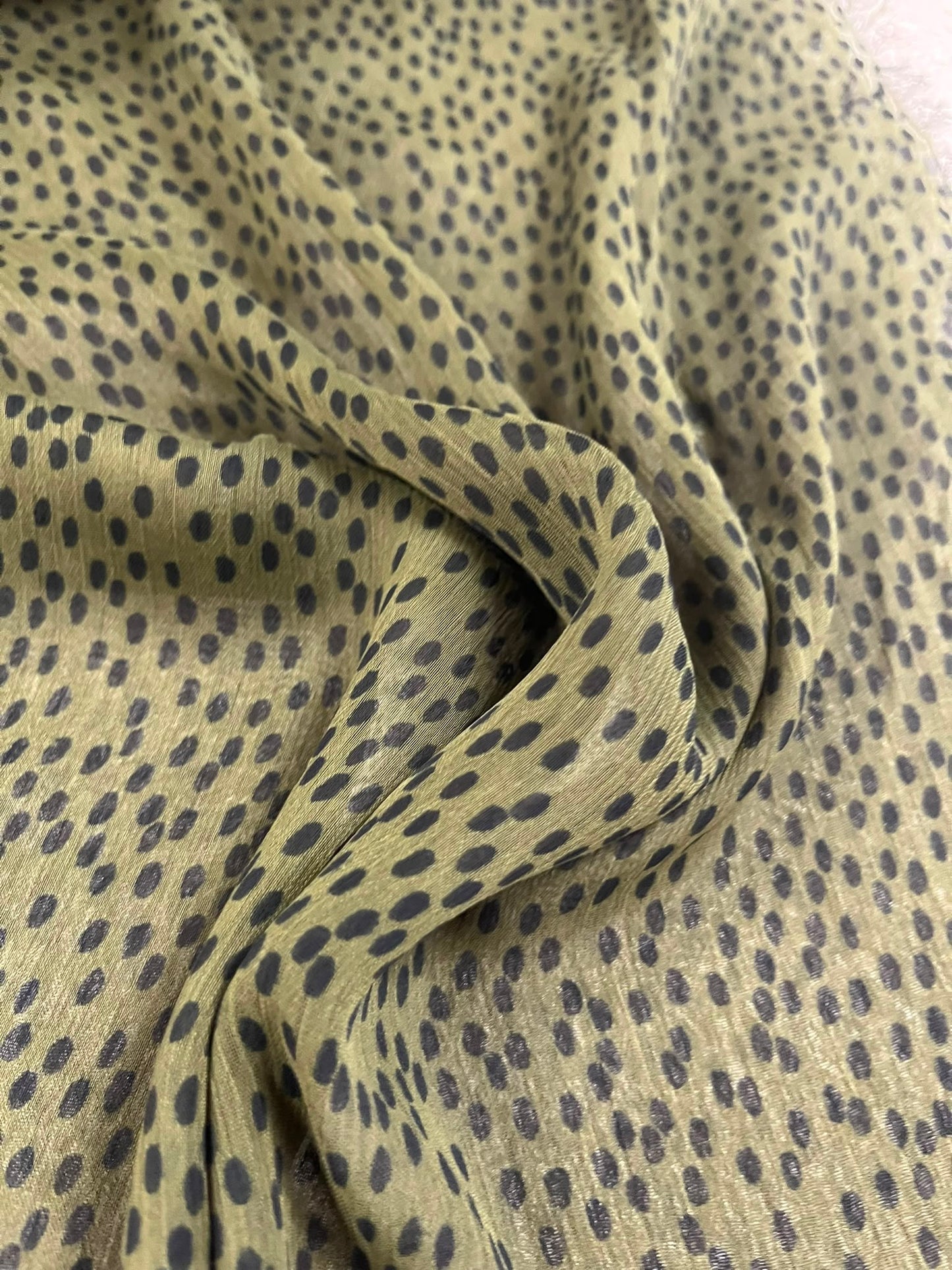 Gasa Verde Kaki Motas Negras