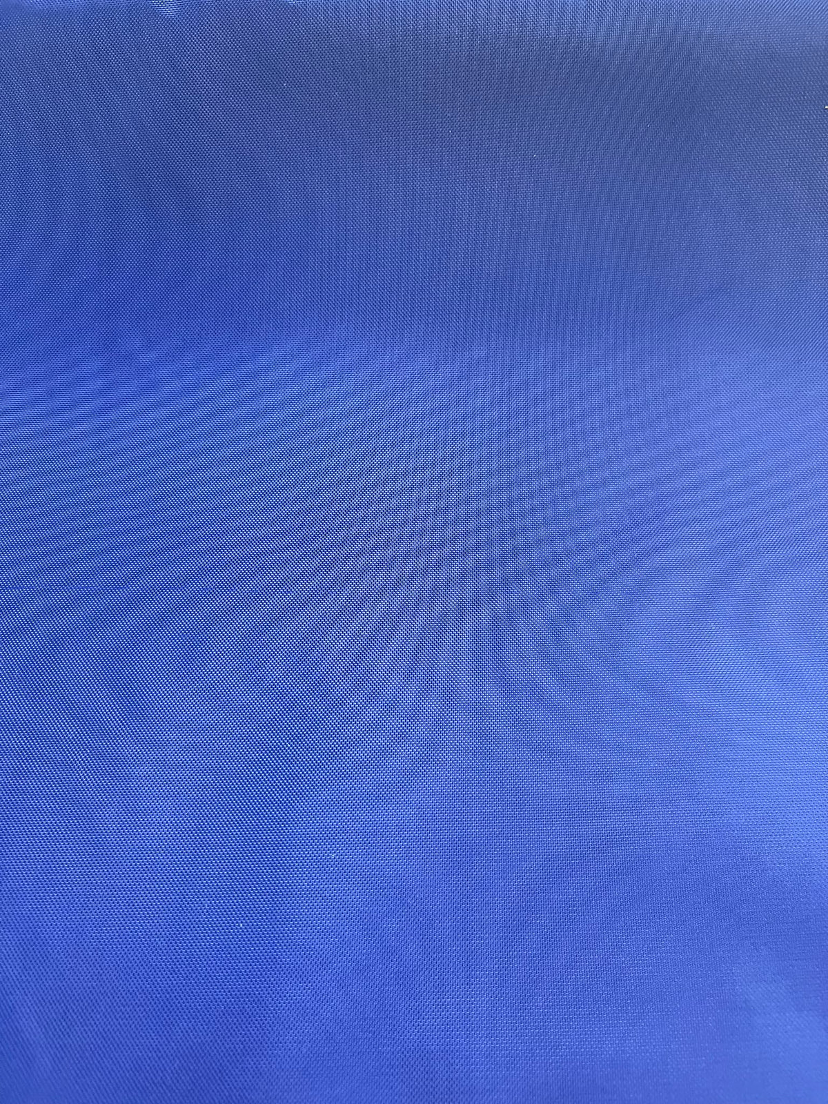 Impermeable azul eléctrico - detalle textura