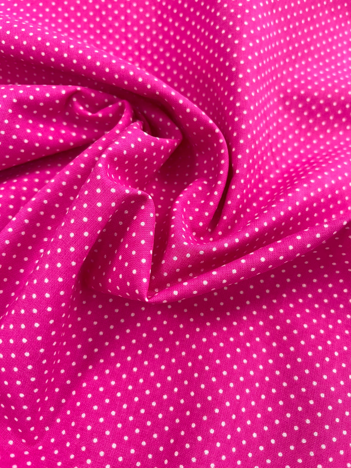Algodón topitos fucsia - detalle caída