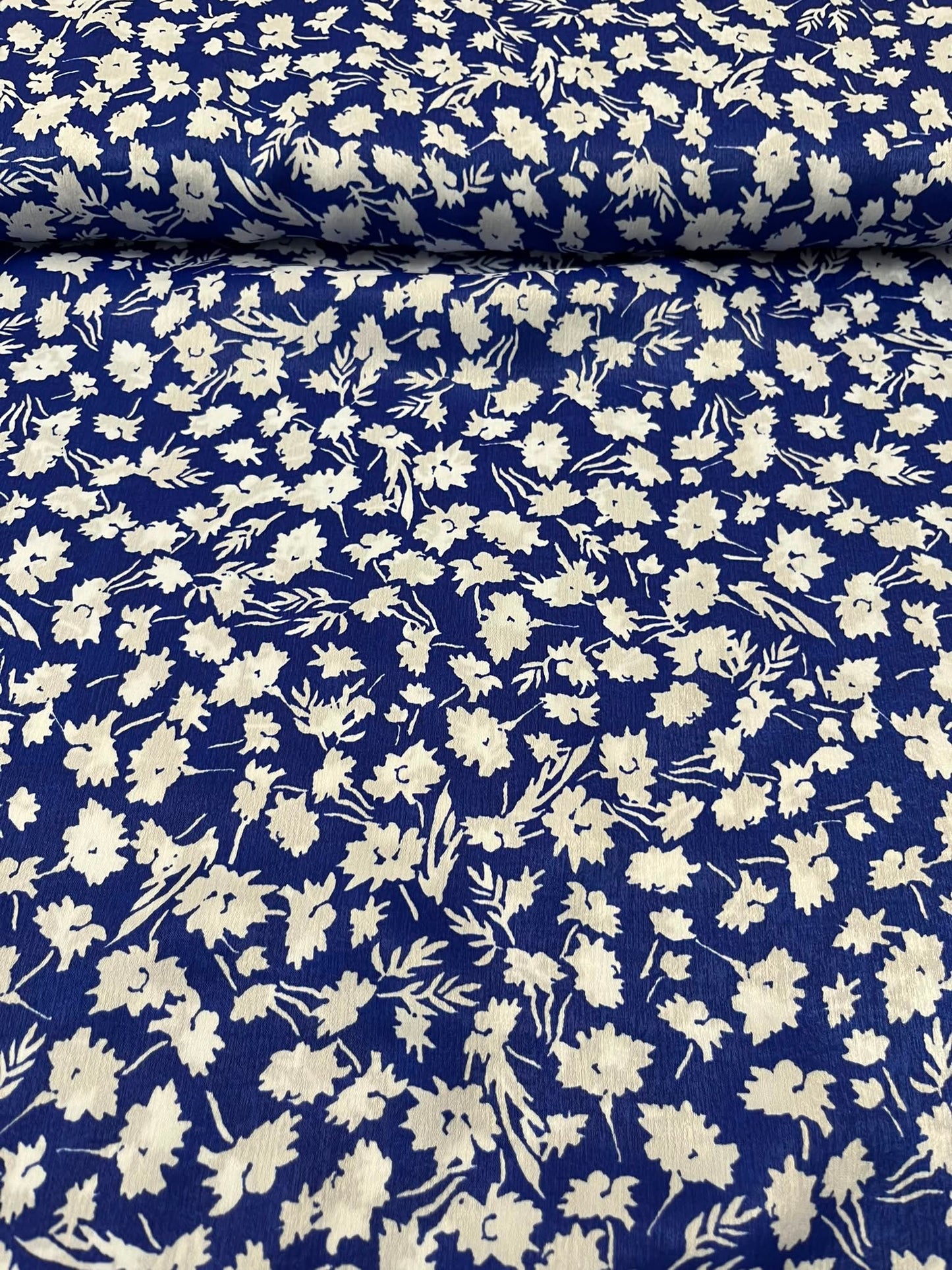 Viscosa Flores Azul Klein