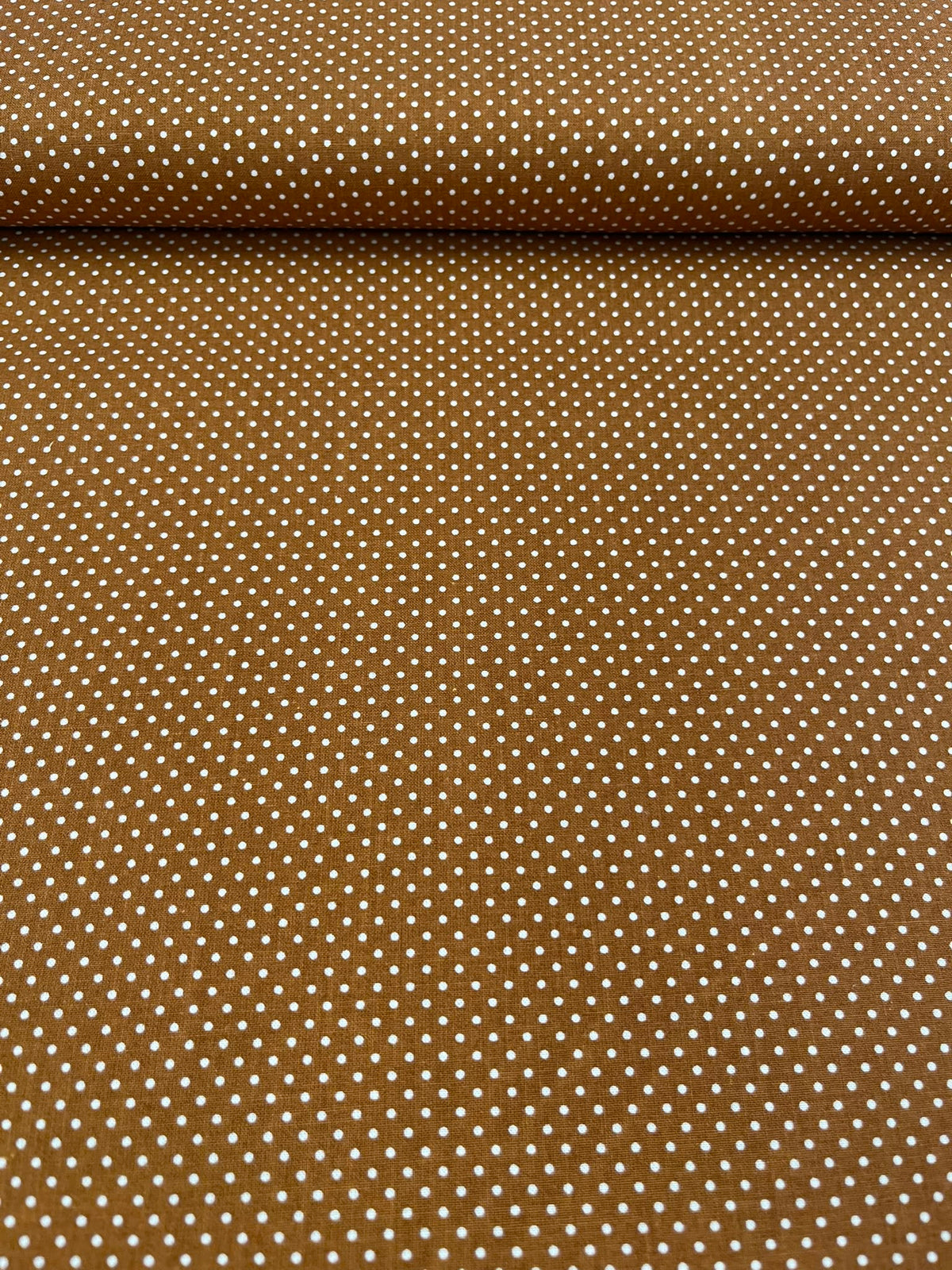 Algodón topitos marrón - rollo estampado