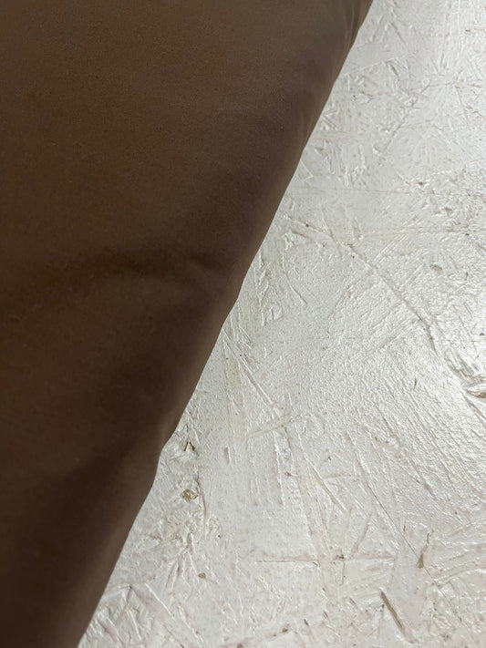 Popelín marrón - detalle orillo