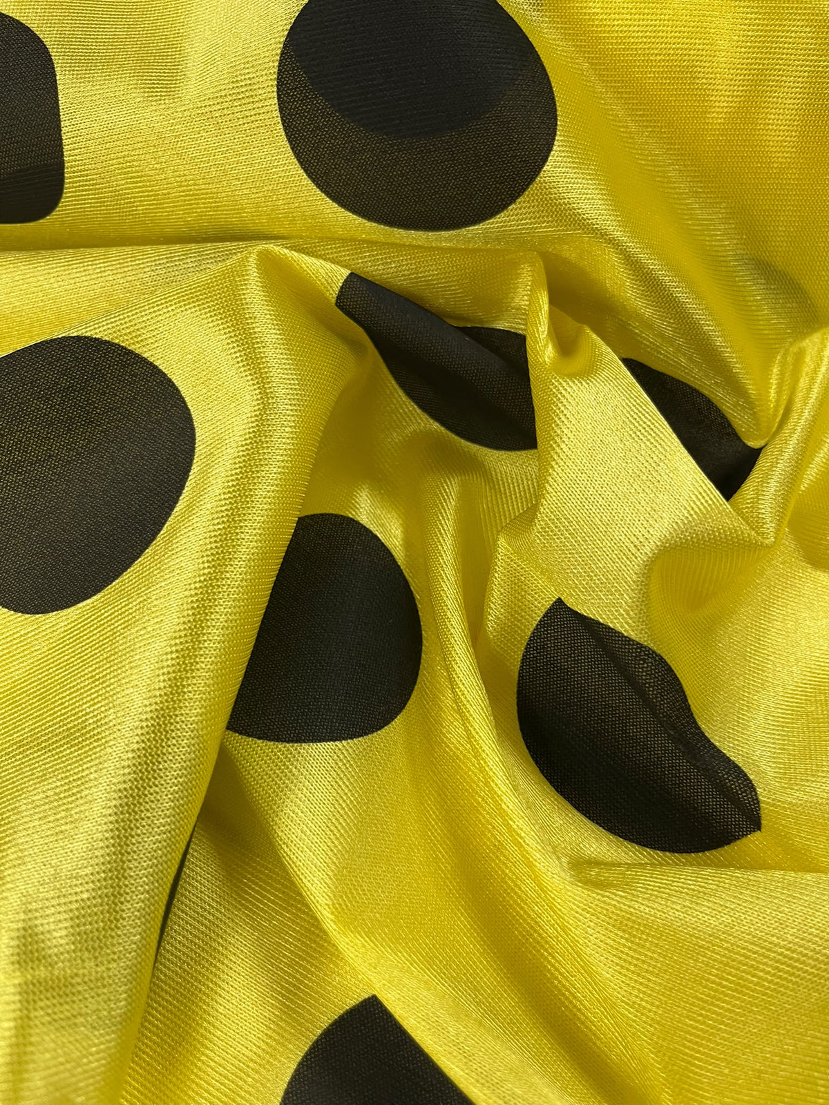 Rasete Círculos Negros Amarillo - caída y brillo satinado