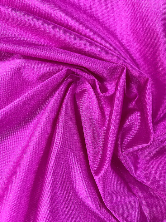 Rasete Violeta - brillo satinado y caída fluida del tejido
