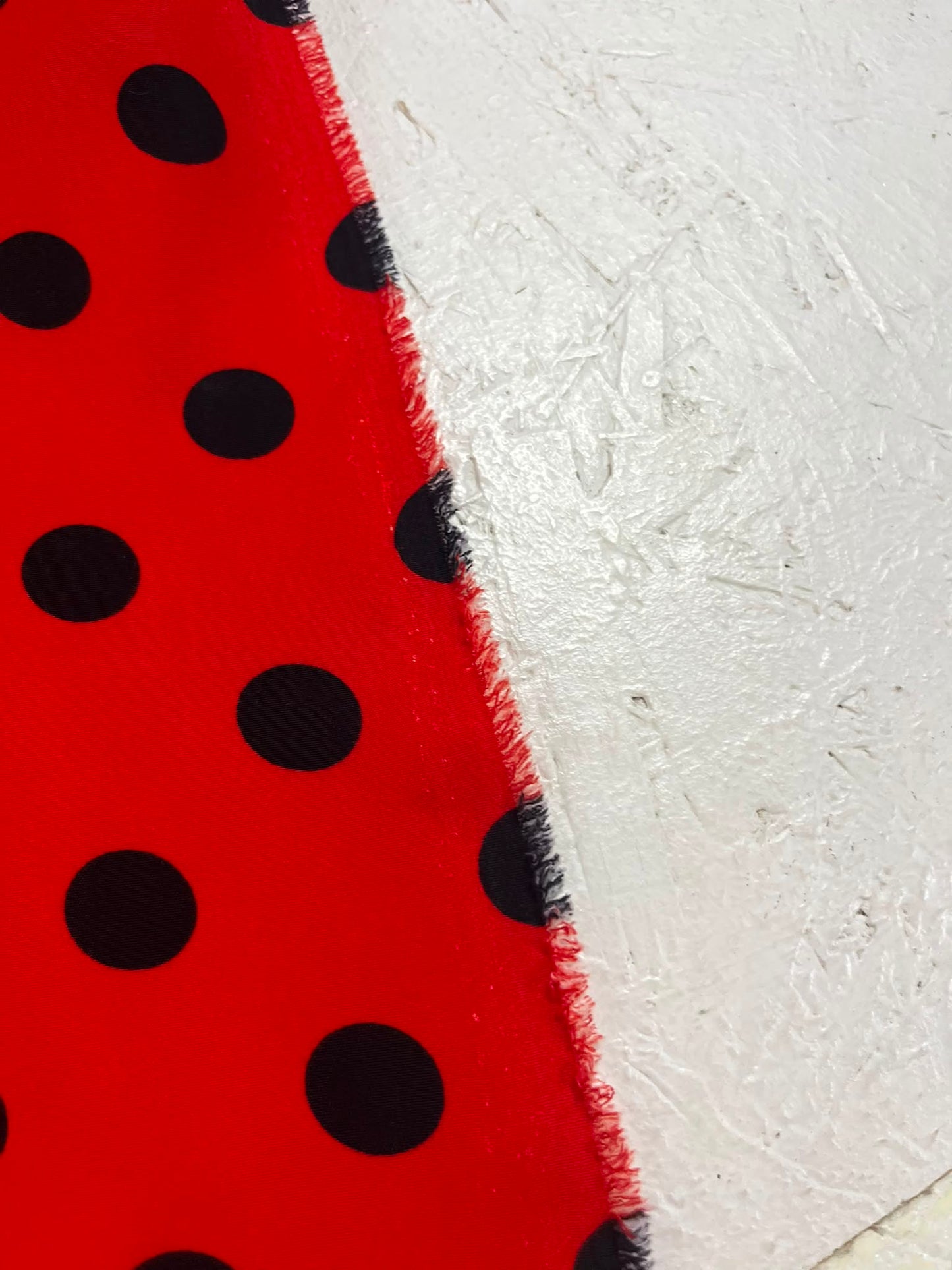 Viscosa Lunares Rojo